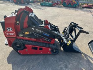 Toro Dingo TX1000 compact utility loader thumbnail 2