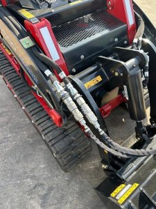 Toro Dingo TX1000 compact utility loader thumbnail 3