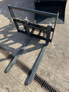 Toro Dingo TX1000 compact utility loader thumbnail 4